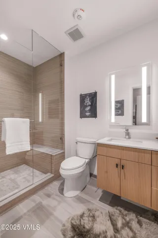 $4,500,000 | 38460 Hwy 6 Avon Co 81620, Unit 223, Avon, CO 81620