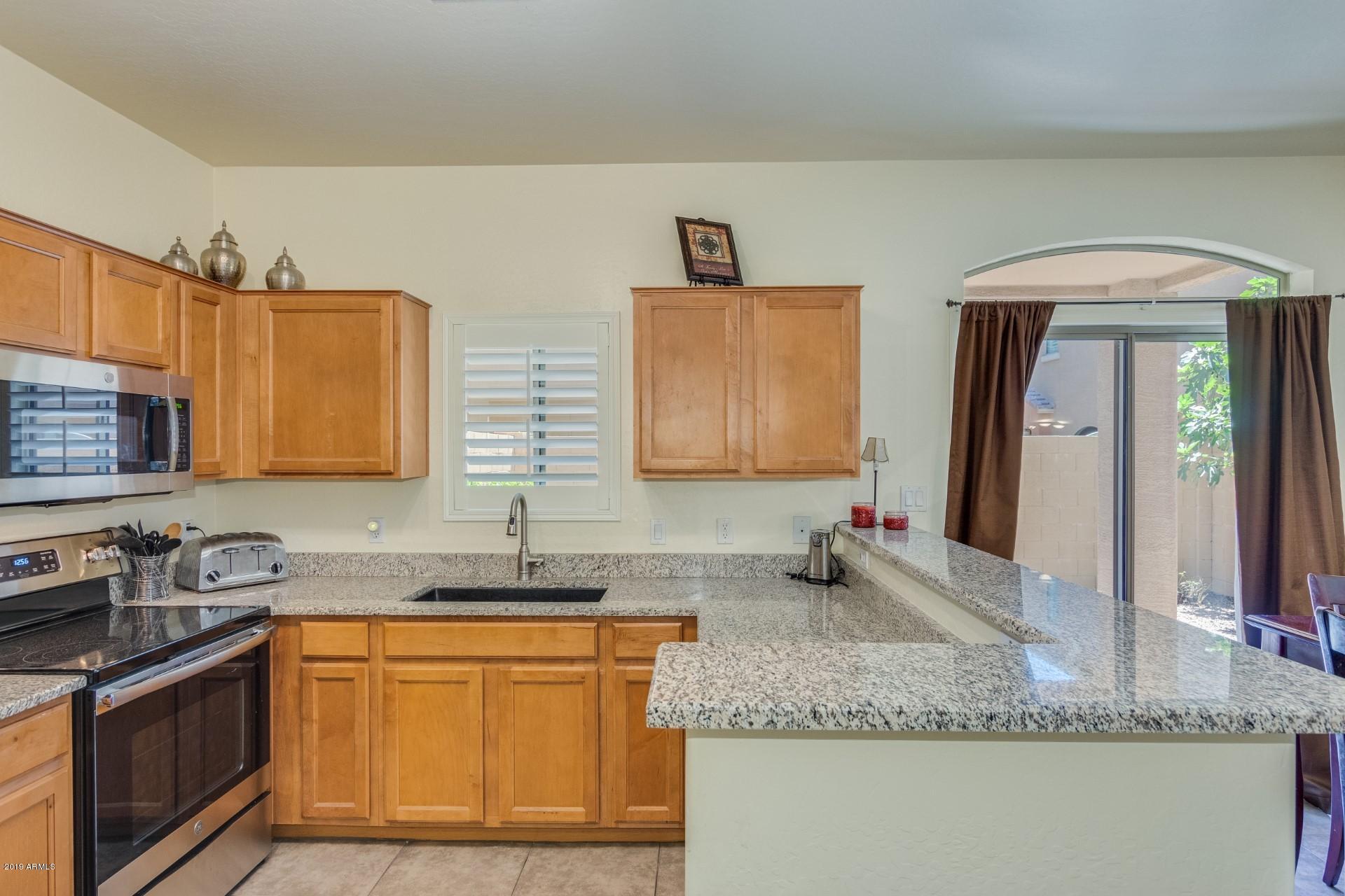 2150 East Bell Road, Unit 1082 Phoenix, AZ 85022 - Photo 9 of 20 Stainless Steele appliances