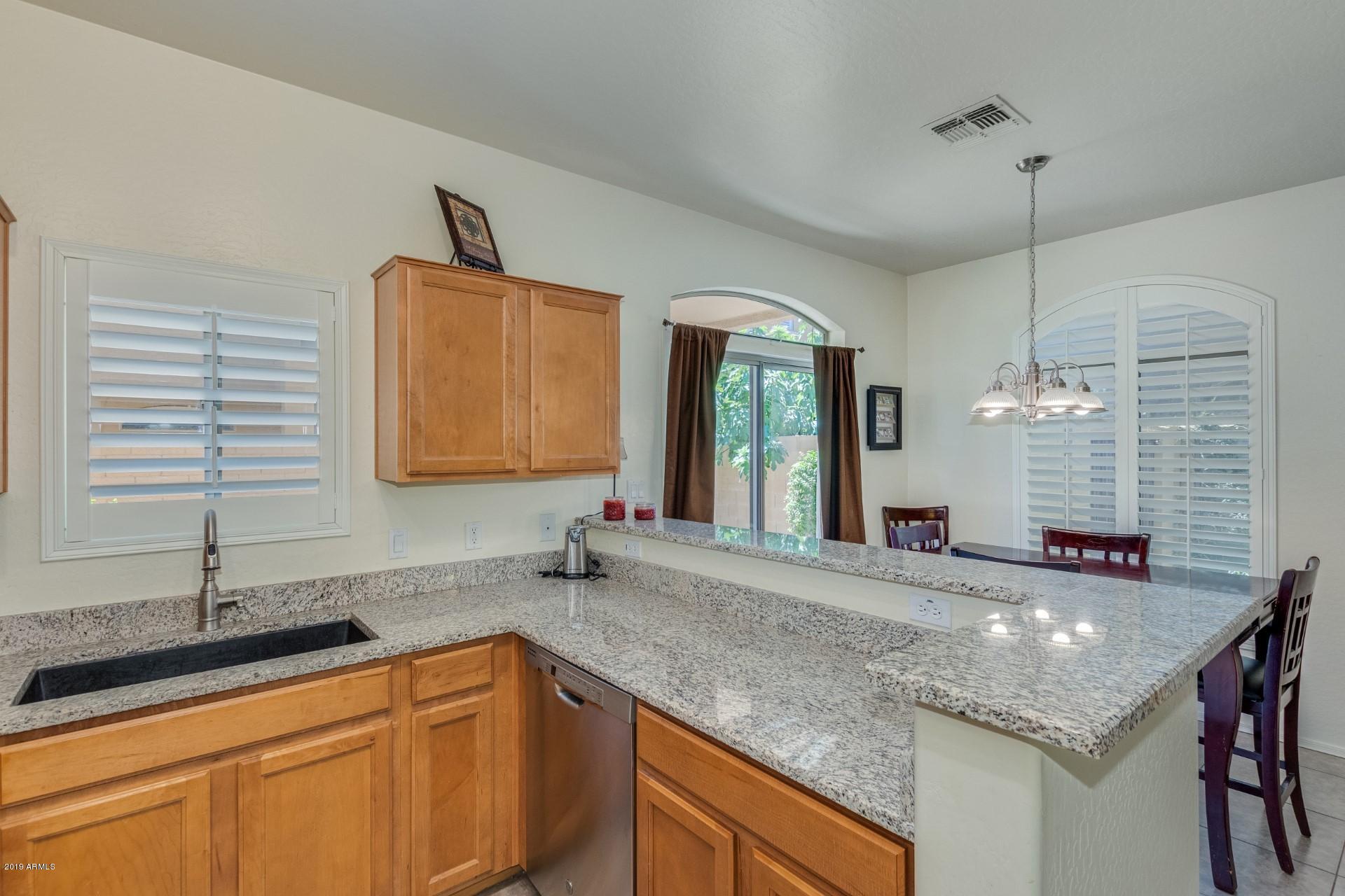 2150 East Bell Road, Unit 1082 Phoenix, AZ 85022 - Photo 10 of 20 Granite Countertops