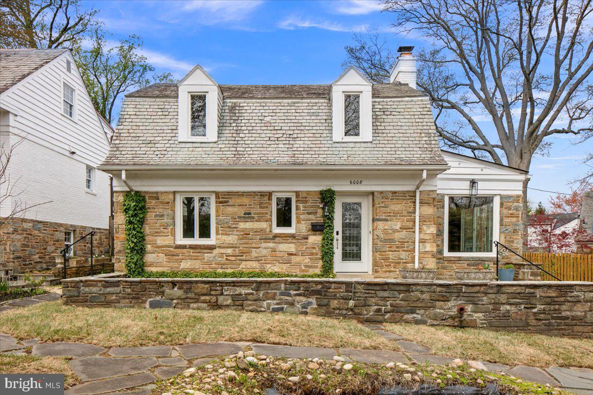 6008 Fort Hunt Road Alexandria, VA 22307 - Photo 1 of 53 Gallery Image 1