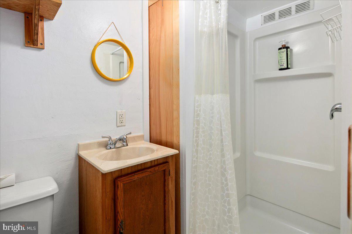 6008 Fort Hunt Road Alexandria, VA 22307 - Photo 35 of 53 Gallery Image 35