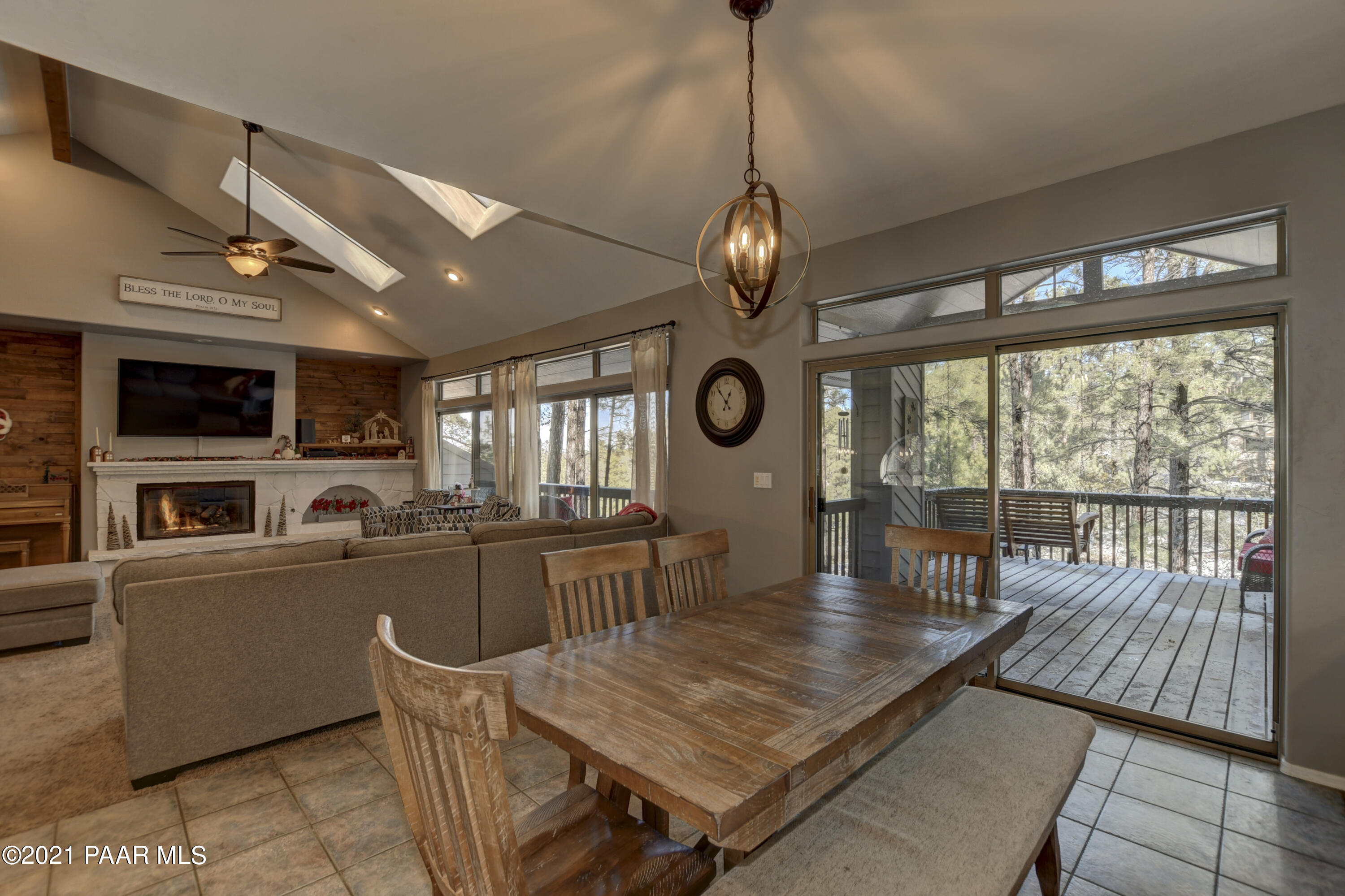 540 Turtleback Road Prescott, AZ 86303 - Photo 8 of 35 007_dining room