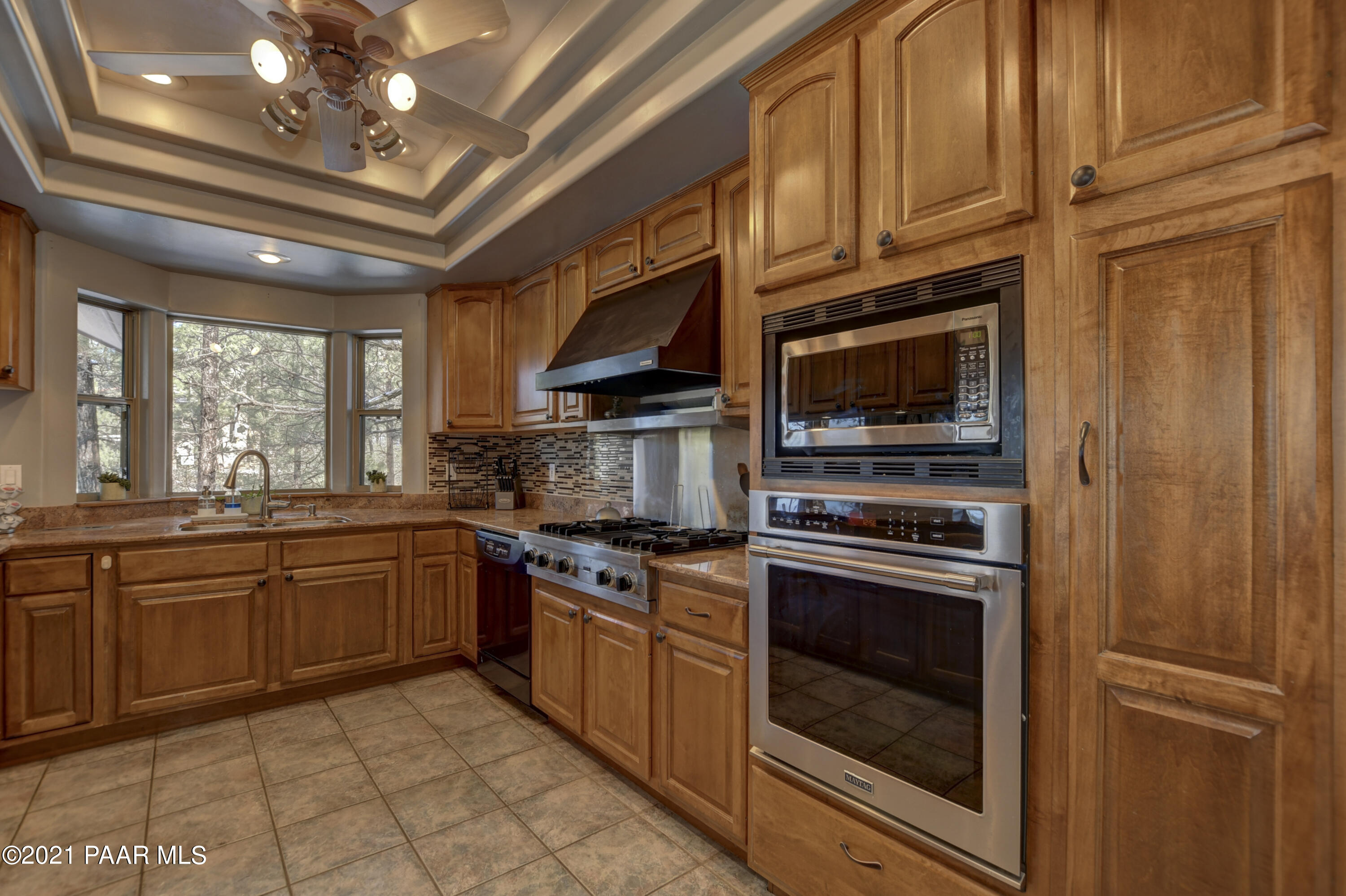 540 Turtleback Road Prescott, AZ 86303 - Photo 10 of 35 009_kitchen