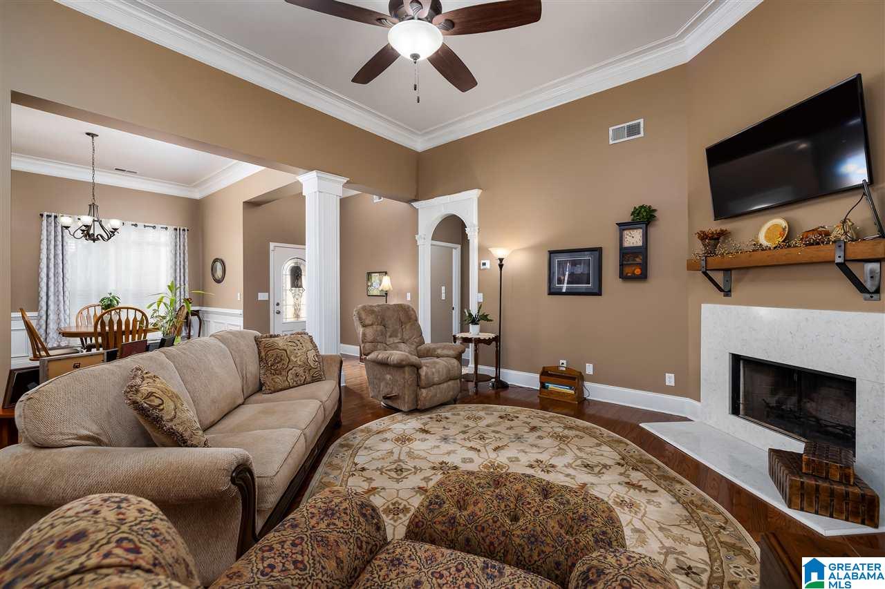 632 Barkley Circle Alabaster, AL 35007 - Photo 10 of 43