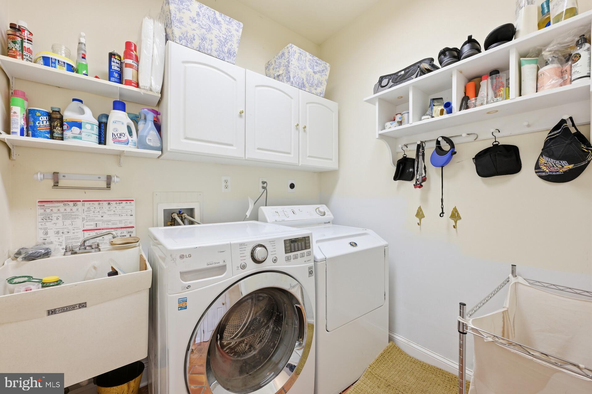 6950 Upper York Road New Hope, PA 18938 - Photo 22 of 60 ...Laundry.