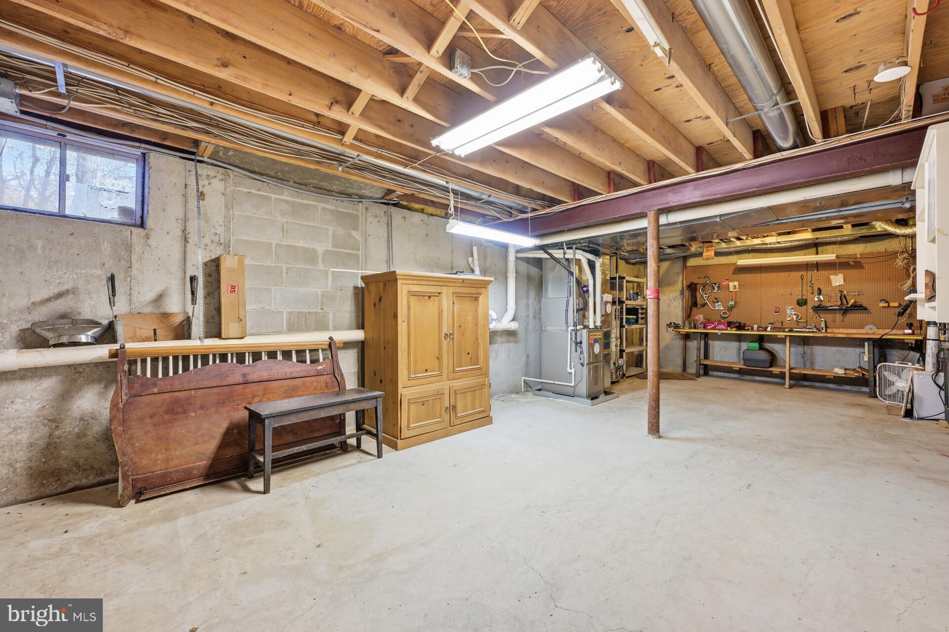 6950 Upper York Road New Hope, PA 18938 - Photo 40 of 60 a view of an empty room with wooden floor