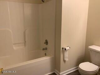 586 Haws Run Road, Unit 35 Jacksonville, NC 28540 - Photo 8 of 9 bathroom