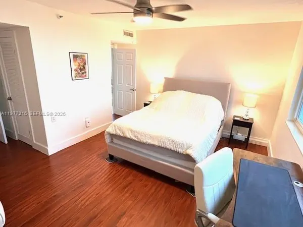 $198,500 | 4001 Hillcrest Drive, Unit 1014, Hollywood, FL 33021
