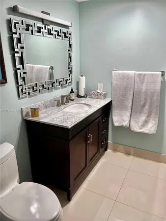 $198,500 | 4001 Hillcrest Drive, Unit 1014, Hollywood, FL 33021