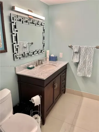 $198,500 | 4001 Hillcrest Drive, Unit 1014, Hollywood, FL 33021