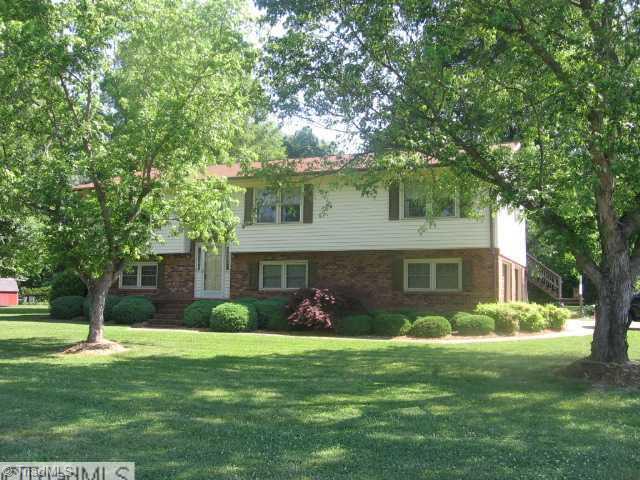 735 Bud Sink Road Lexington, NC 27295 - Photo 2 of 16 Exterior Front.