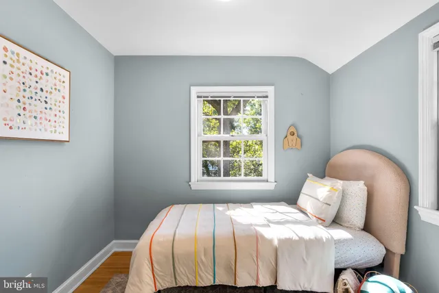 $699,000 | 129 Lynnmoor Drive, Silver Spring, MD 20901