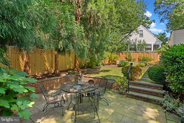 $699,000 | 129 Lynnmoor Drive, Silver Spring, MD 20901