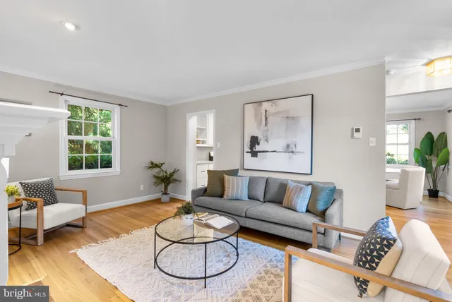 $699,000 | 129 Lynnmoor Drive, Silver Spring, MD 20901