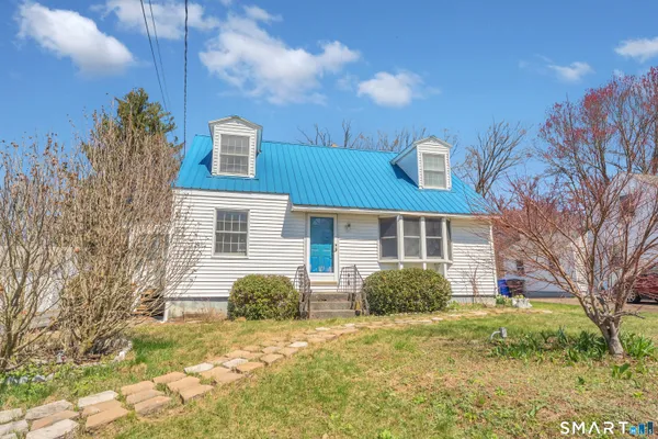 $264,900 | 1 King Court, Enfield, CT 06082