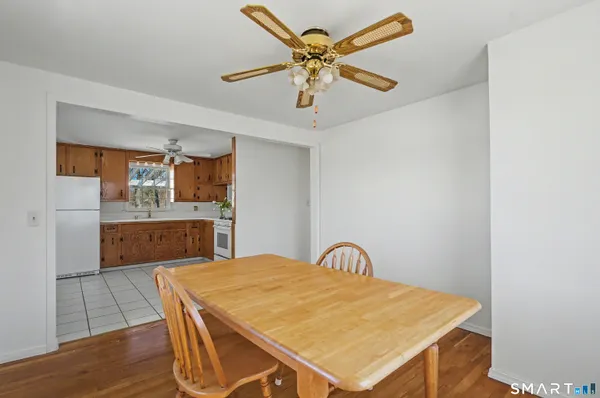 $264,900 | 1 King Court, Enfield, CT 06082