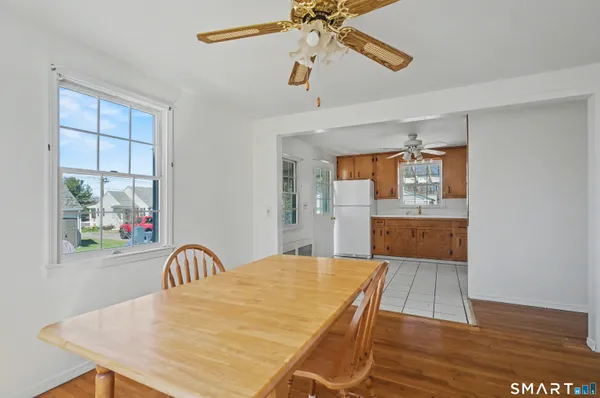 $264,900 | 1 King Court, Enfield, CT 06082