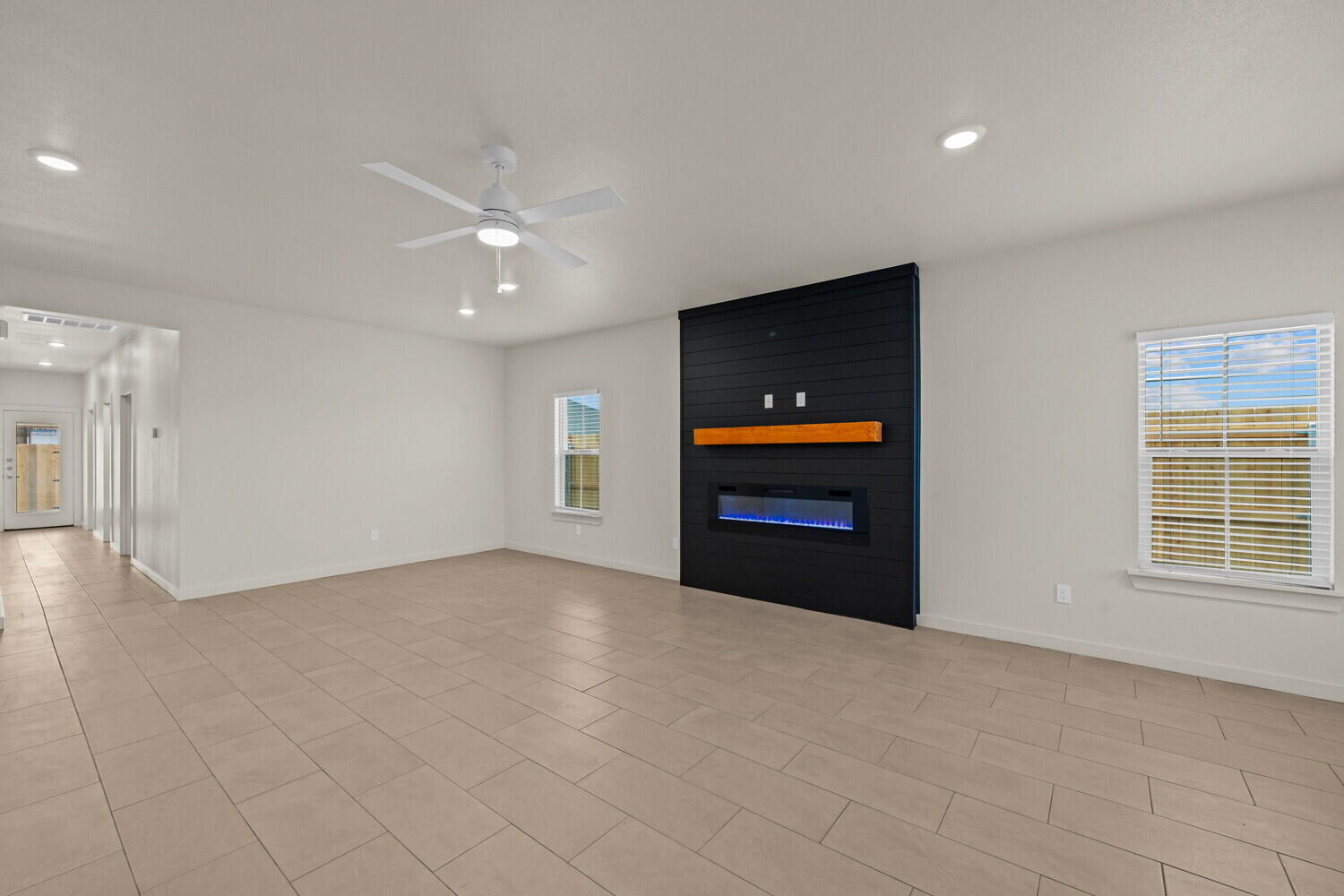 7044 41st Street Lubbock, TX 79407 - Photo 6 of 24 7030 41st St-19