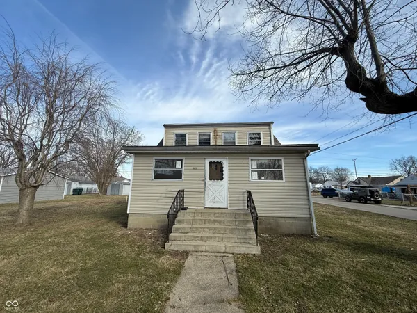 $79,850 | 2022 South Waldemere Avenue, Muncie, IN 47302