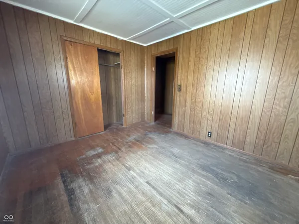 $74,999 | 2022 South Waldemere Avenue, Muncie, IN 47302