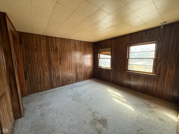 $74,999 | 2022 South Waldemere Avenue, Muncie, IN 47302