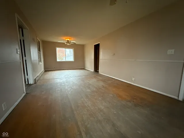 $90,000 | 2022 South Waldemere Avenue, Muncie, IN 47302