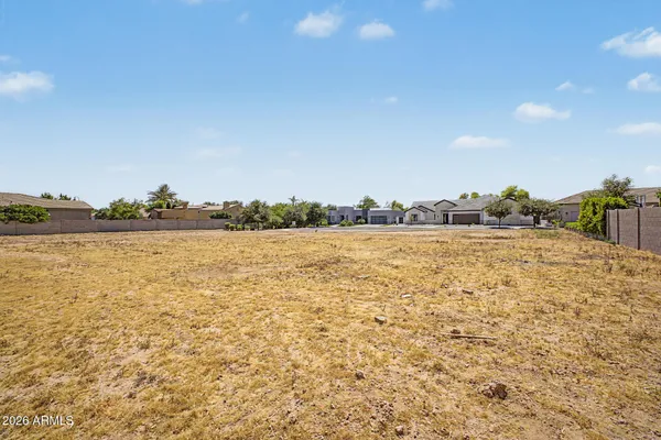 $450,000 | 2850 West Monterey Place, Unit 5, Chandler, AZ 85224