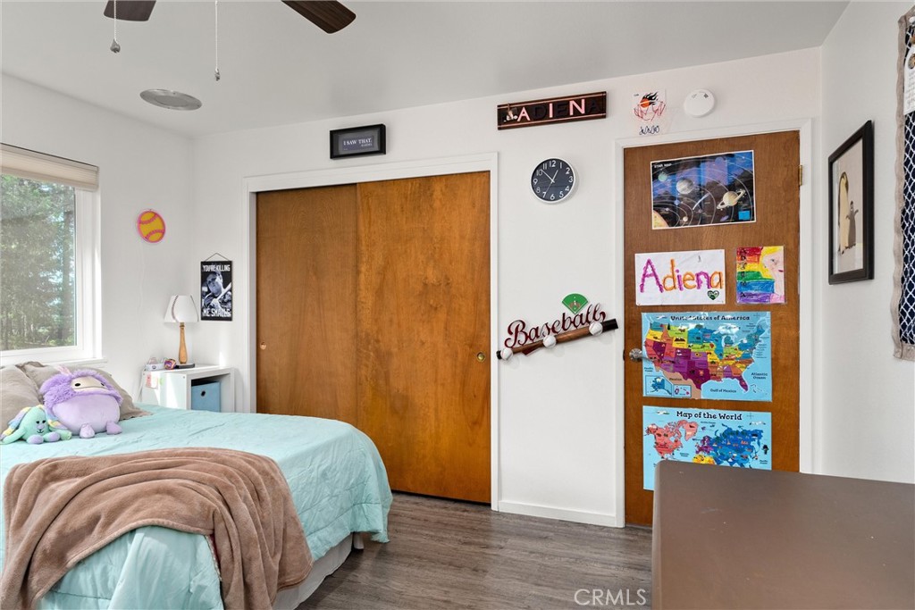 16298 Forest Ranch Road Forest Ranch, CA 95942 - Photo 36 of 67 a bedroom with a bed and a window