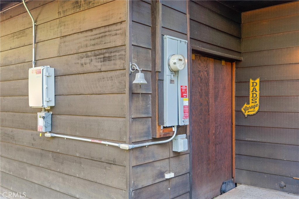 16298 Forest Ranch Road Forest Ranch, CA 95942 - Photo 43 of 67 a bathroom with a shower