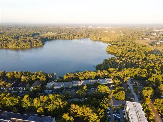 $219,000 | 2514 Southwest 14th Drive, Gainesville, FL 32608