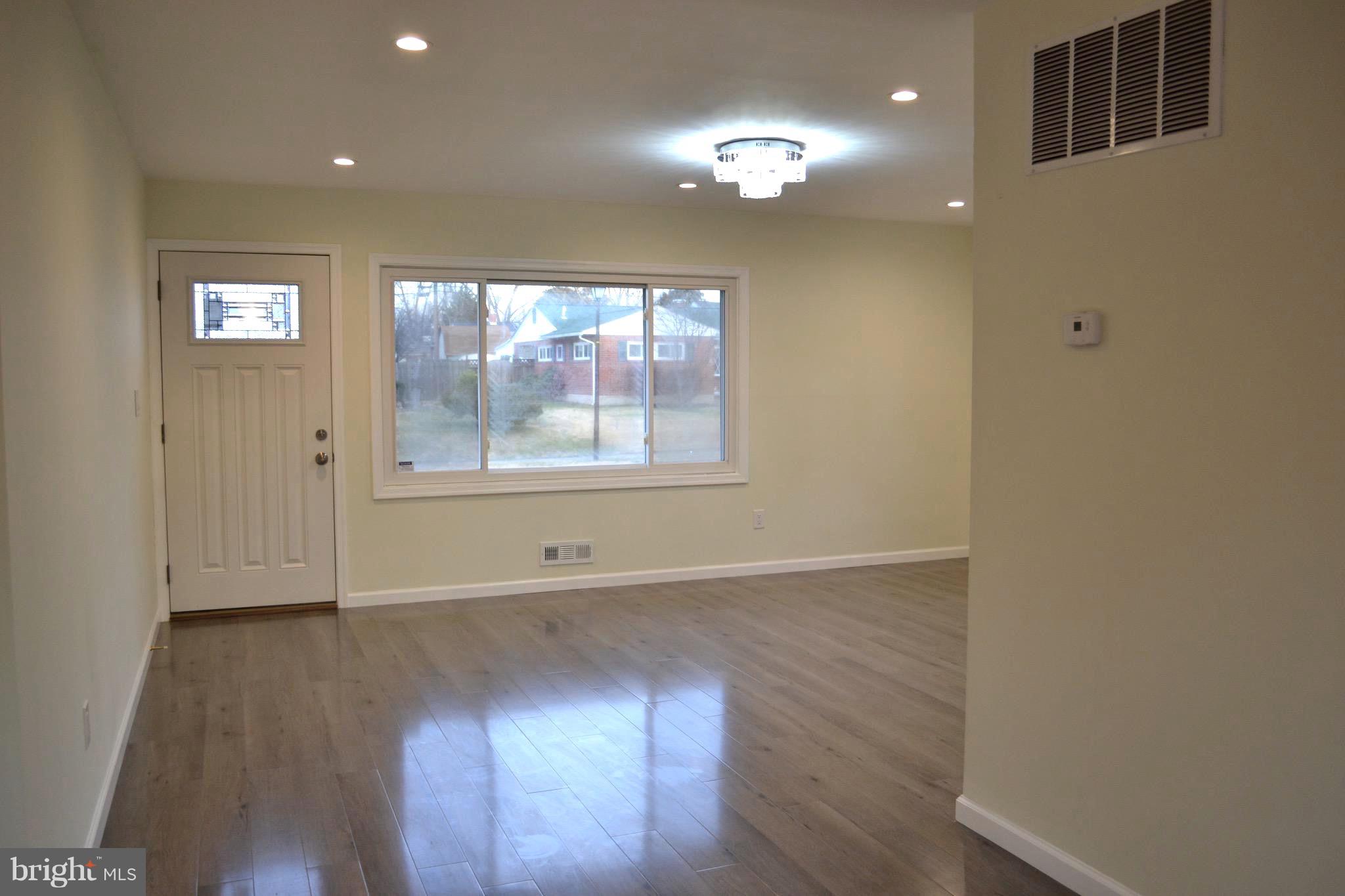 5929 Robindale Road Baltimore, MD 21228 - Photo 6 of 23 entry
