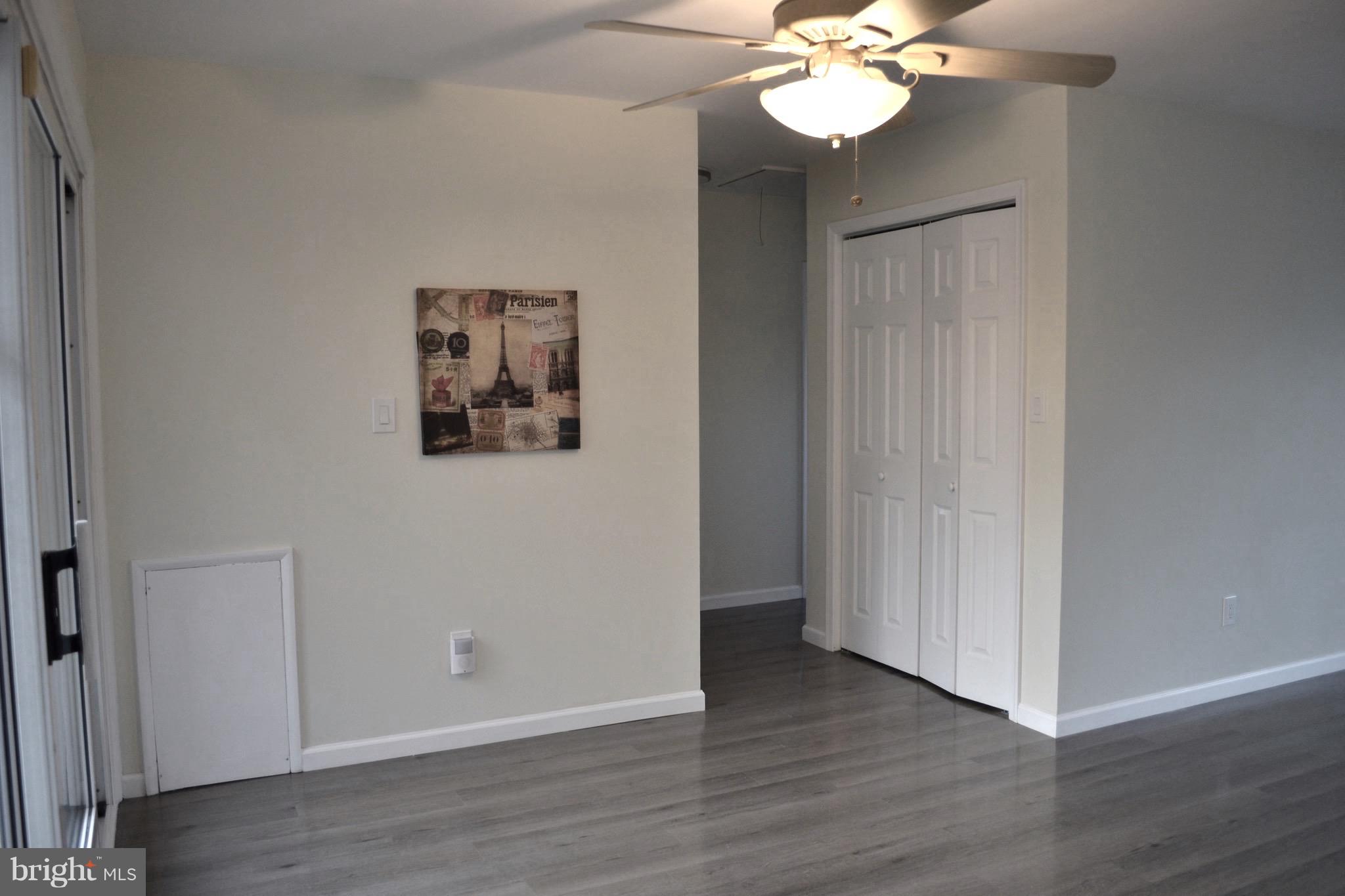 5929 Robindale Road Baltimore, MD 21228 - Photo 8 of 23 breakfast room