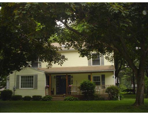 80 Brookside Circle Springfield, MA 01129 - Photo 1 of 9