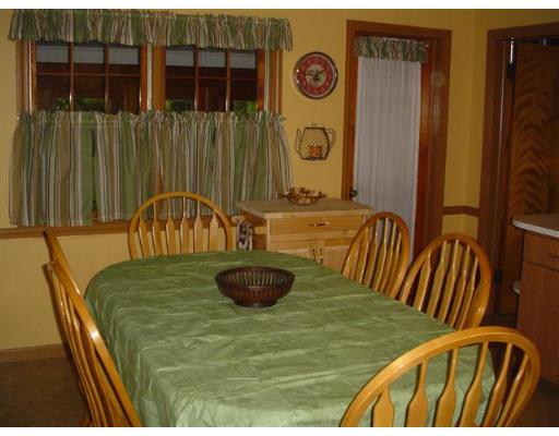 80 Brookside Circle Springfield, MA 01129 - Photo 5 of 9
