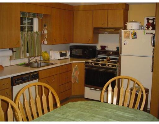 80 Brookside Circle Springfield, MA 01129 - Photo 6 of 9