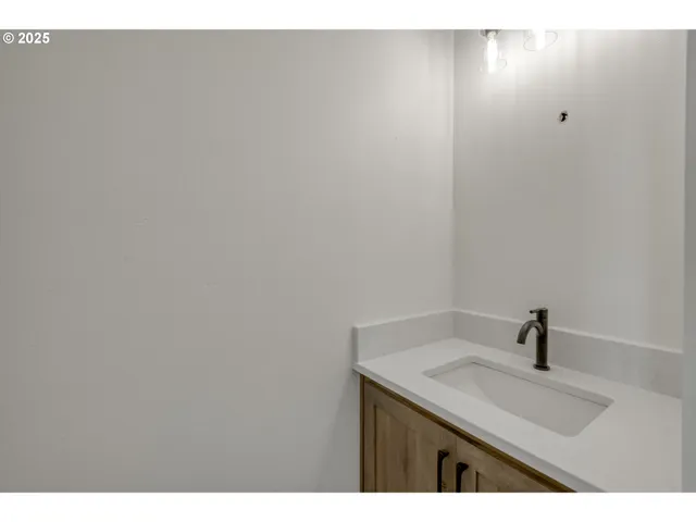 $499,499 | 1099 Windsong Drive, Cascade Locks, OR 97014