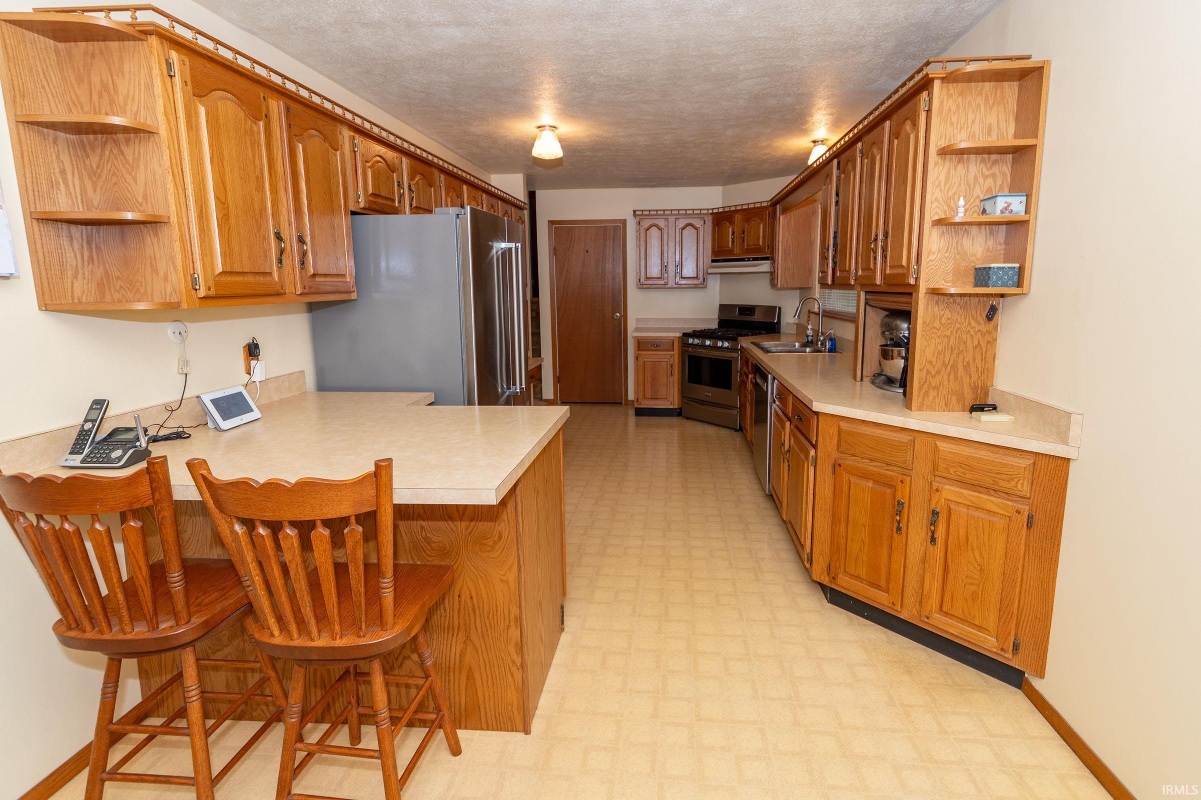 3914 Vistula Road Mishawaka, IN 46544 - Photo 8 of 31 Gallery Image 8