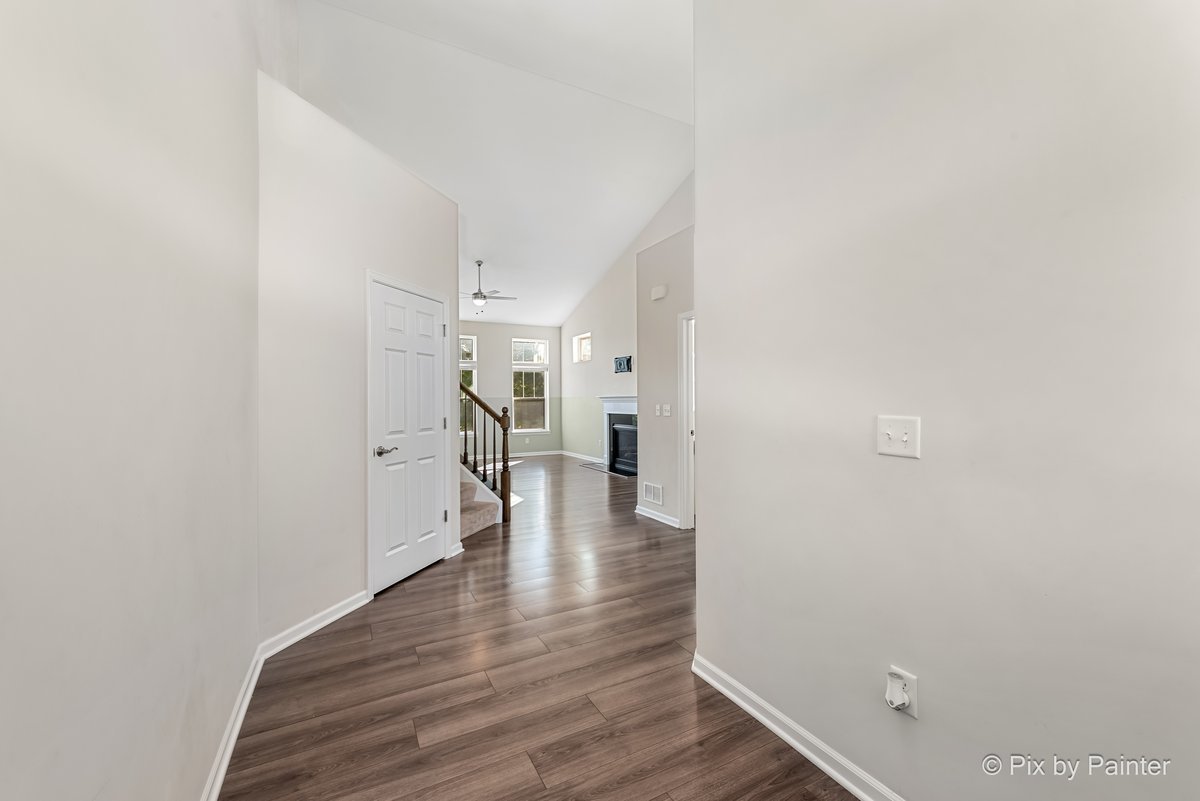 1036 Bailey Road Sycamore, IL 60178 - Photo 2 of 24