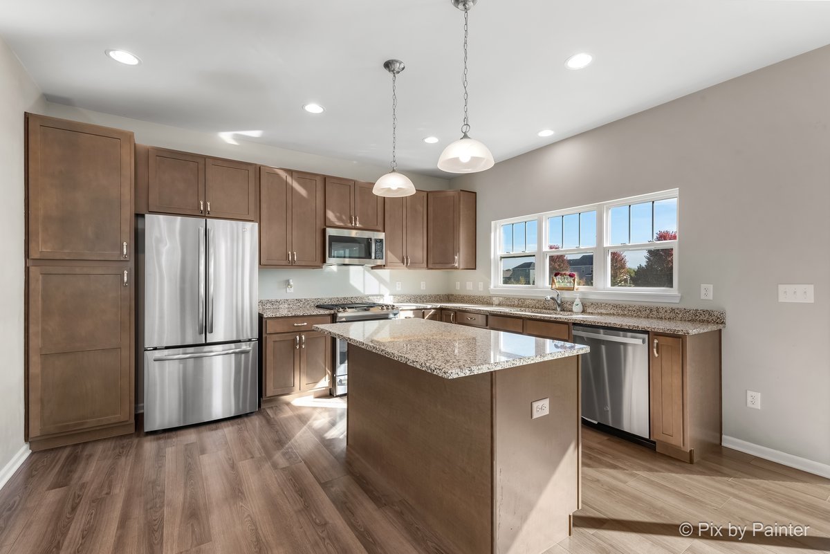 1036 Bailey Road Sycamore, IL 60178 - Photo 8 of 24