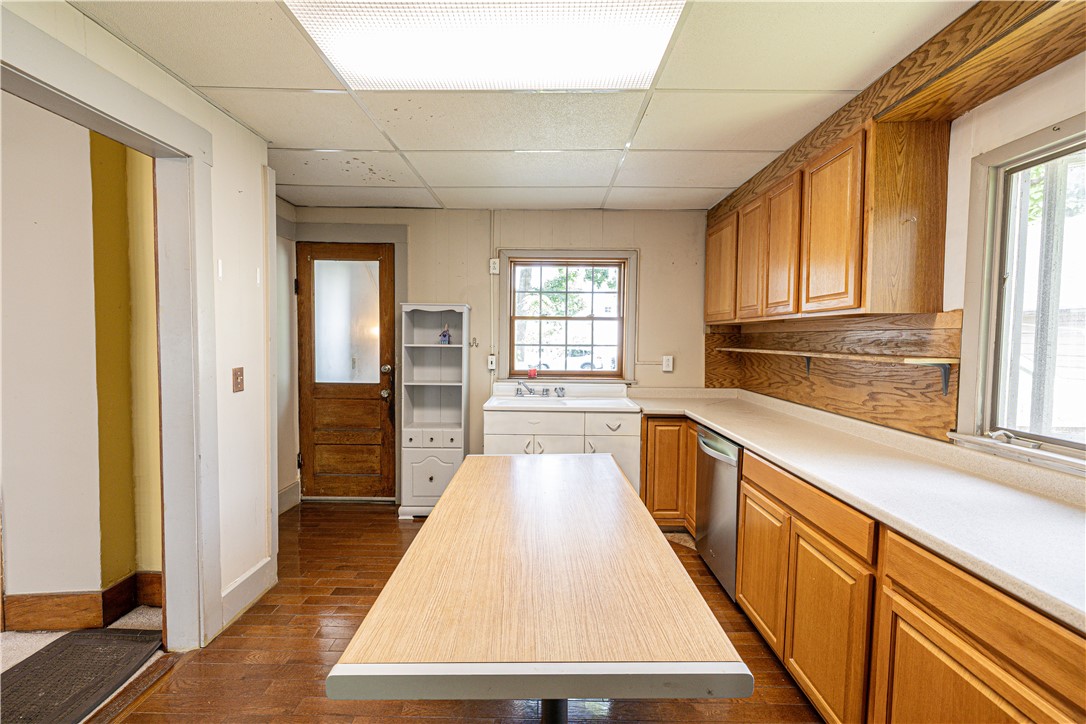 54-56 Fort Hill Terrace Rochester, NY 14620 - Photo 8 of 46