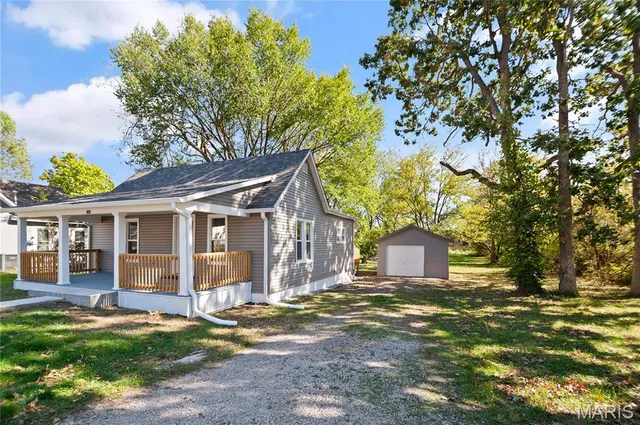 $129,900 | 704 West 2nd Street, Lebanon, MO 65536