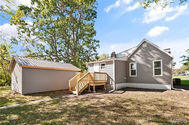 $129,900 | 704 West 2nd Street, Lebanon, MO 65536