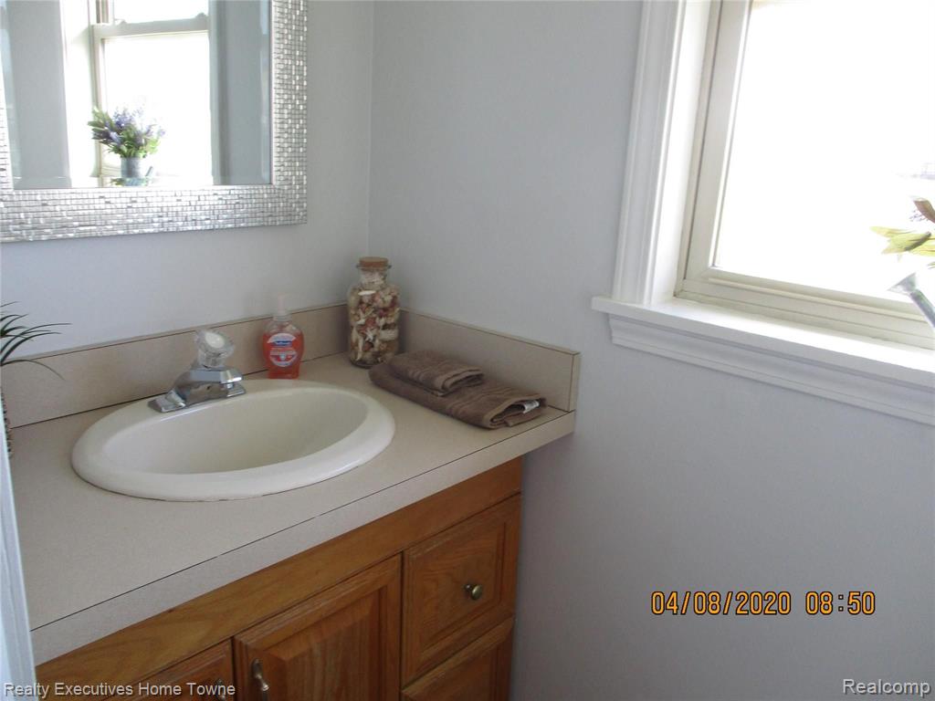 8525 Bryce Road Avoca, MI 48006 - Photo 14 of 26