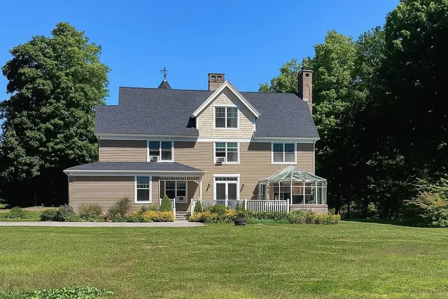 $1,399,999 | 2 Mountain Avenue, Bar Harbor, ME 04609