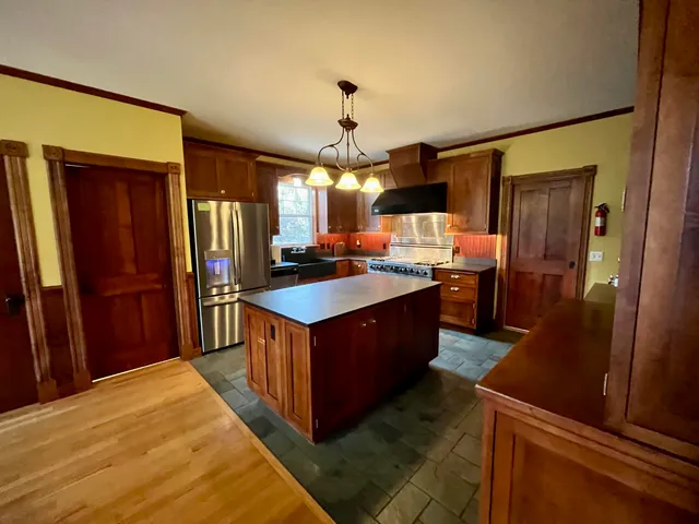 $1,399,999 | 2 Mountain Avenue, Bar Harbor, ME 04609