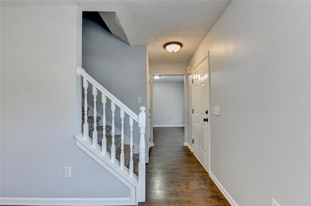 3270 Spincaster Way Loganville, GA 30052 - Photo 2 of 38