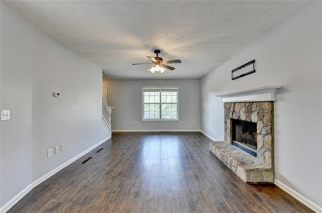 3270 Spincaster Way Loganville, GA 30052 - Photo 3 of 38