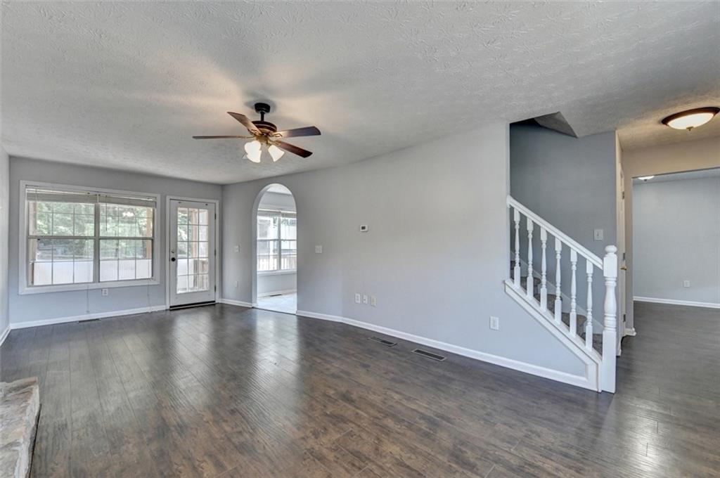 3270 Spincaster Way Loganville, GA 30052 - Photo 6 of 38