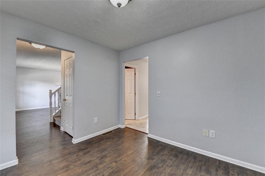 3270 Spincaster Way Loganville, GA 30052 - Photo 8 of 38