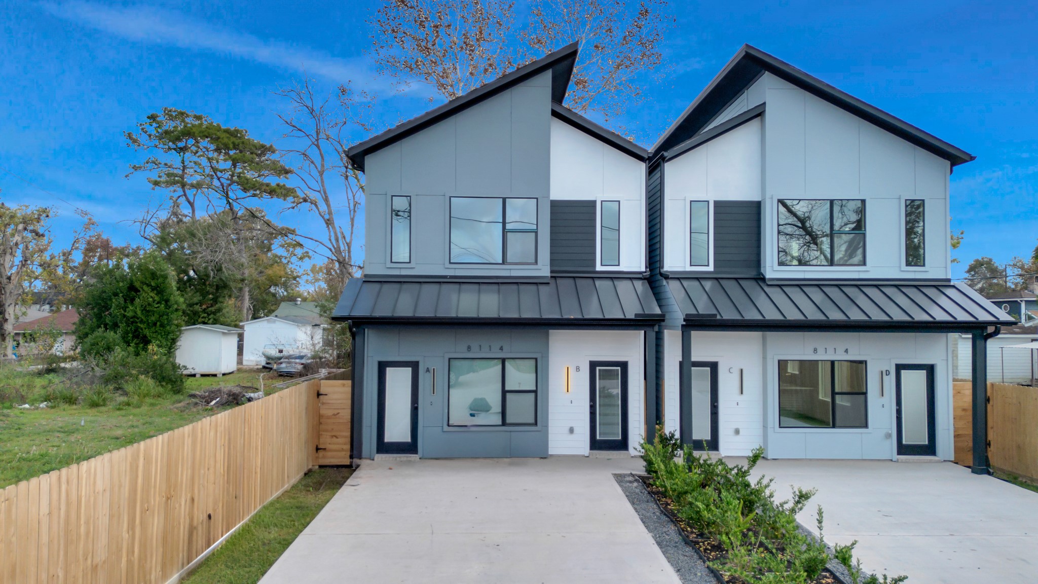 8114 Double Avenue, Unit B Houston, TX 77088 - Photo 28 of 34 a front view of a house with a porch
